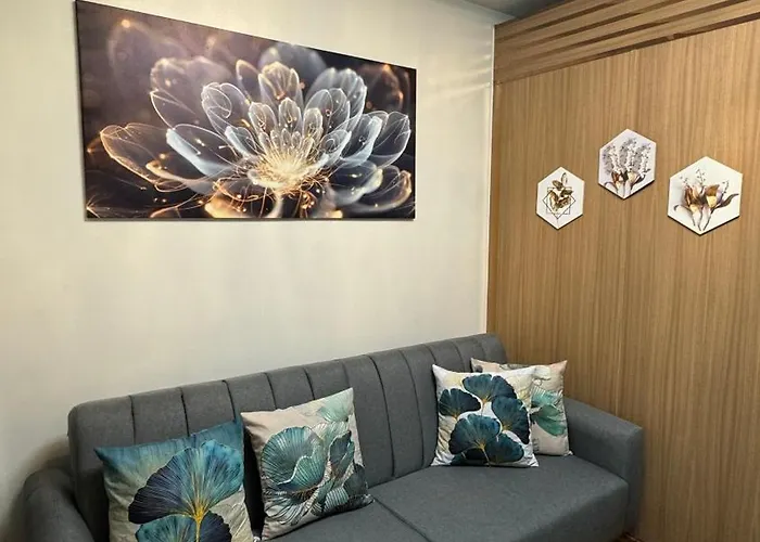 The Goodvibes Condotel Red Residences Makati Appartamento *