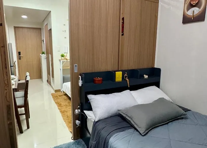 The Goodvibes Condotel Red Residences Makati Appartamento Manila
