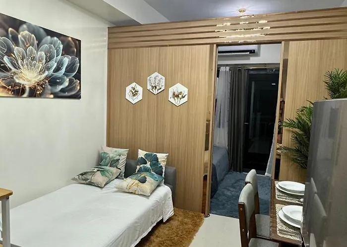 The Goodvibes Condotel Red Residences Makati Appartamento