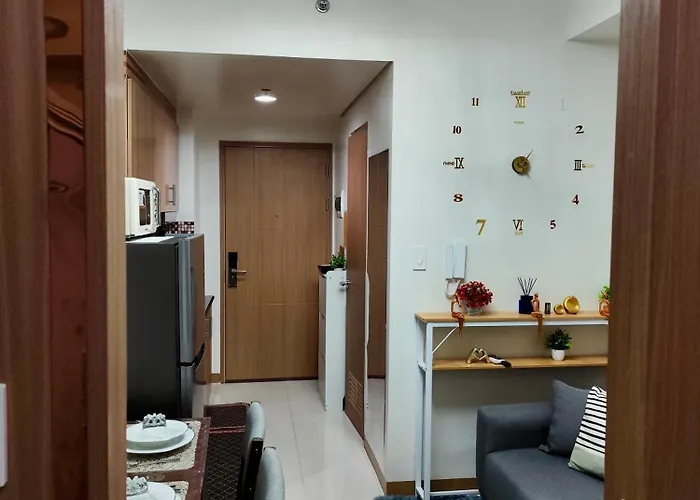 The Goodvibes Condotel Red Residences Makati Appartamento